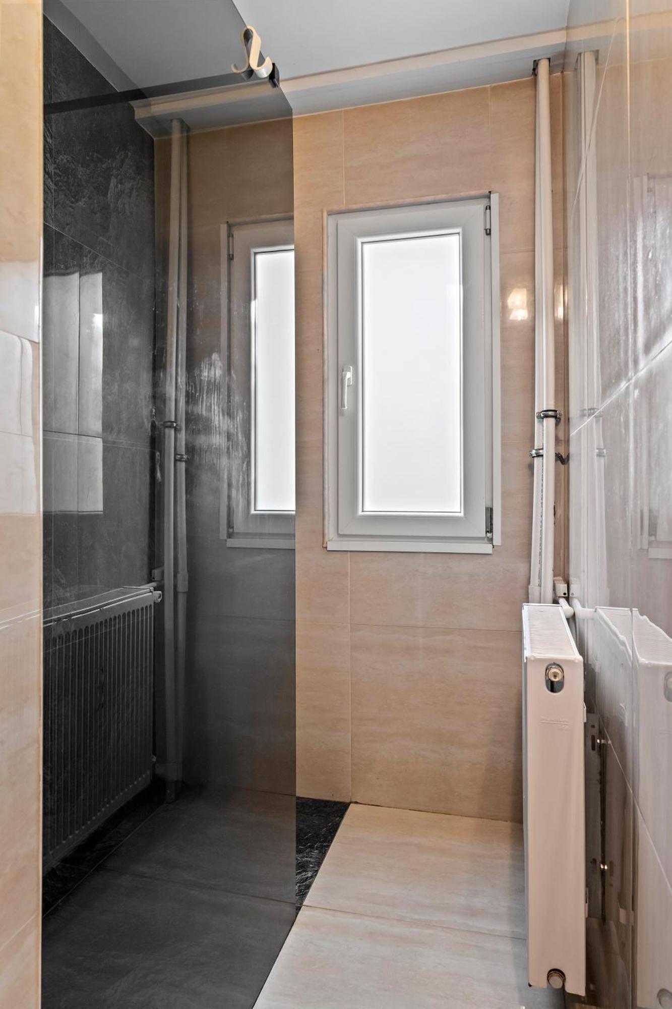 Garsoniera de LUX si eleganta Drumul Taberei Bucarest Esterno foto