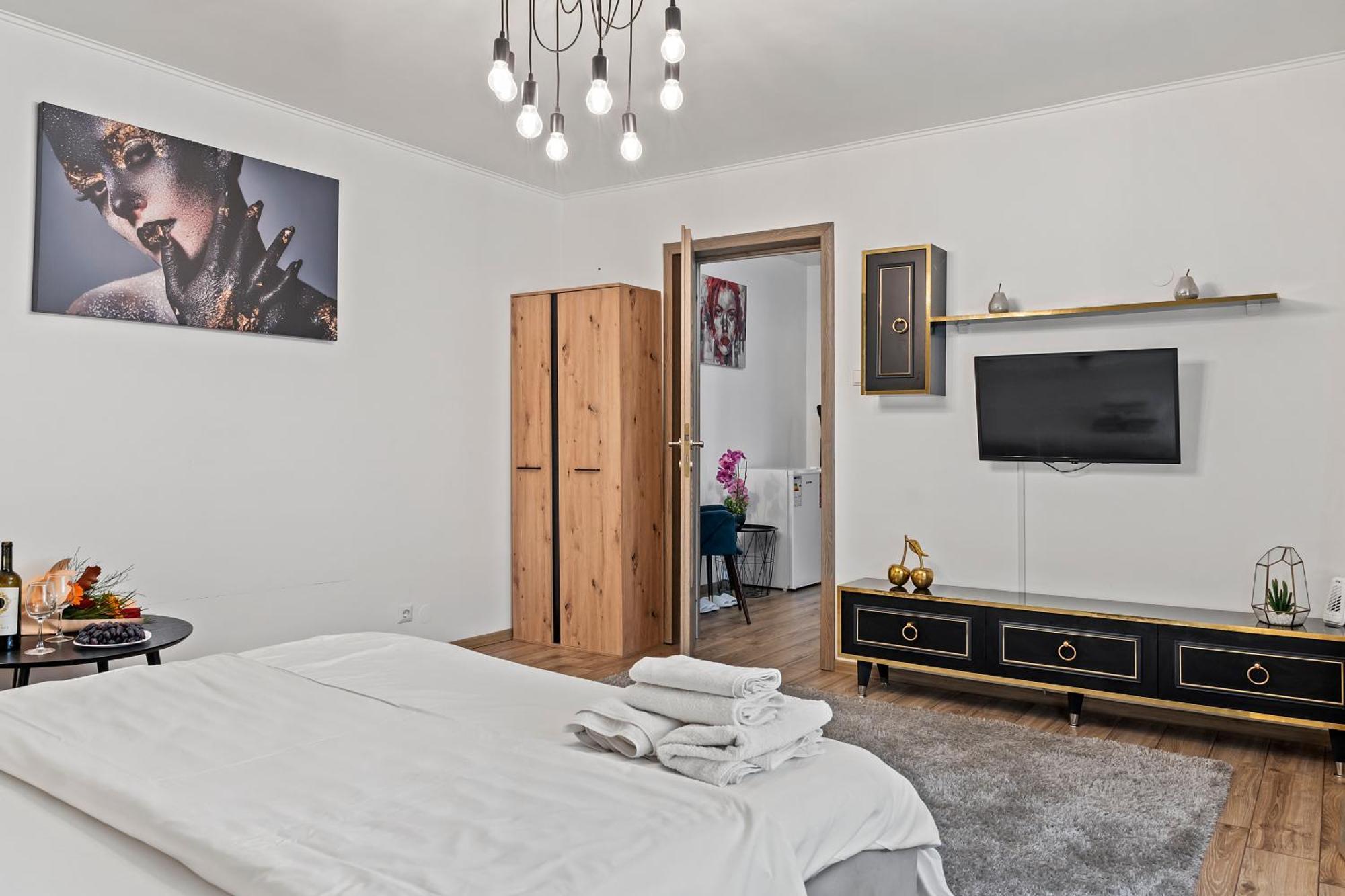 Garsoniera de LUX si eleganta Drumul Taberei Bucarest Esterno foto
